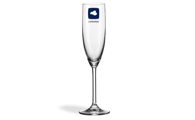 Leonardo Sektglas mit bis zu 4 Zeilen Gravur – ideal zur Hochzeit oder Jubil�um. Jetzt gestalten!