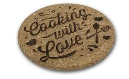 Runder Kork-Untersetzer mit Gravur. Gre 19 cm